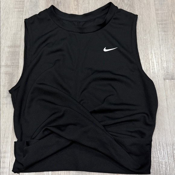 Nike Tops - Nike Women's Black Muscle Tee